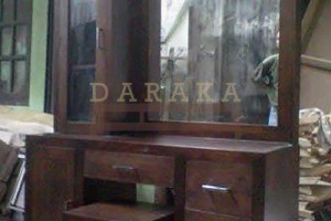 Meja Rias Minimalis – MRM006